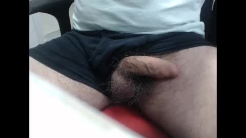 Snapshot of sineley chatting on 12.16.24 sineley online show from 12.16.24