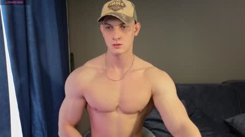 Snapshot of sinffuly chatting on 01.30.25 Richard online show from 01.30.25