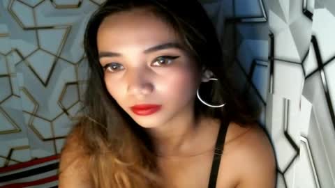 Snapshot of sinfulcherryx chatting on 05.19.26 CherryBlossom online show from 05.19.26