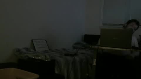 Snapshot of singledude_69 chatting on 12.08.24 SingleDude 69 online show from 12.08.24