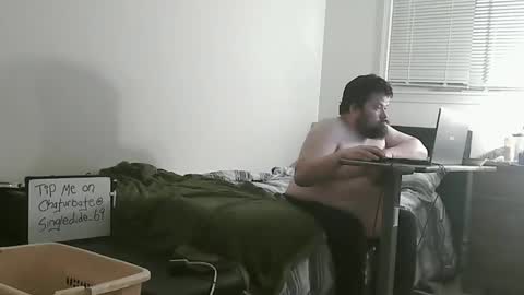 Snapshot of singledude_69 chatting on 12.09.24 SingleDude 69 online show from 12.09.24