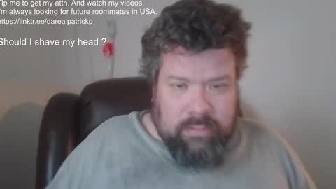 Snapshot of singledude_69 chatting on 10.31.25 SingleDude 69 online show from 10.31.25