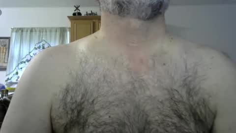 Snapshot of singleguy137 chatting on 09.30.25 Singleguy137 online show from 09.30.25