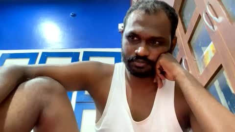 Snapshot of singletamilblackboy chatting on 10.26.25 singletamilblackboy online show from 10.26.25