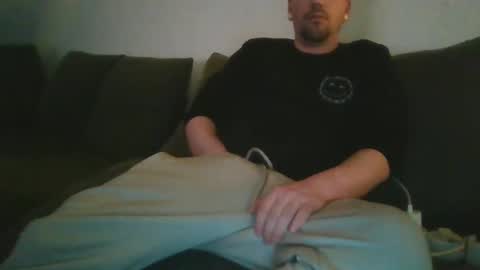 Snapshot of sinned09 chatting on 02.01.25 sinned09 online show from 02.01.25