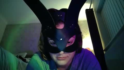 Snapshot of sinsealed chatting on 11.20.25 sinsealed online show from 11.20.25