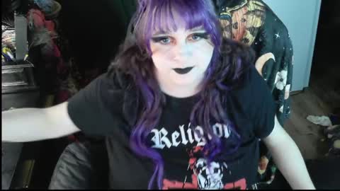 Snapshot of sinstresshemlock chatting on 04.26.26 Sinstress hemlock online show from 04.26.26