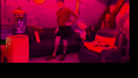 Snapshot of siphonophorstrings chatting on 09.12.25 Dustbunnyfoofoo online show from 09.12.25