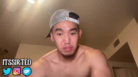 Snapshot of sir_teo chatting on 02.26.25 SIR TEO online show from 02.26.25