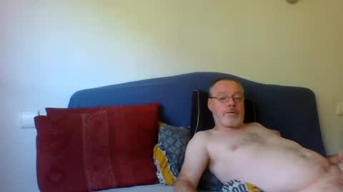 Snapshot of sirdon83 chatting on 07.18.26 sirdon83 online show from 07.18.26