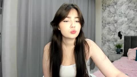 Molly online show from 11.27.25