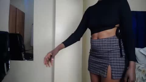 Snapshot of siri_saru chatting on 12.19.24 Deey online show from 12.19.24