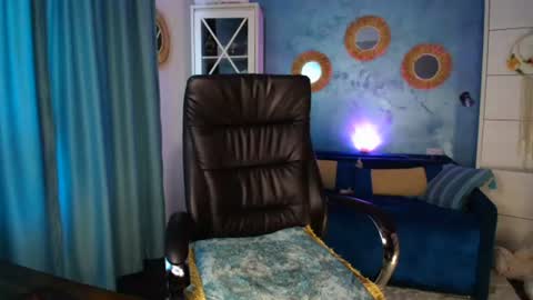 Snapshot of siriamasha chatting on 06.24.26 Amasha11 online show from 06.24.26