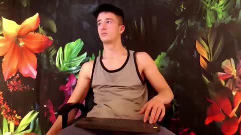 Snapshot of sirreedy chatting on 11.23.25 SirReedy online show from 11.23.25