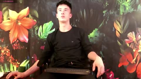 Snapshot of sirreedy chatting on 11.24.25 SirReedy online show from 11.24.25