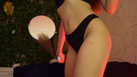 Dee online show from 04.17.26