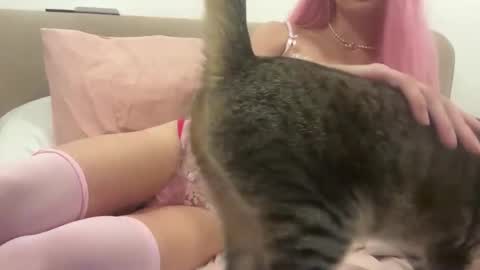 Snapshot of sissydoll_bella chatting on 09.21.25 SissyDollBella online show from 09.21.25