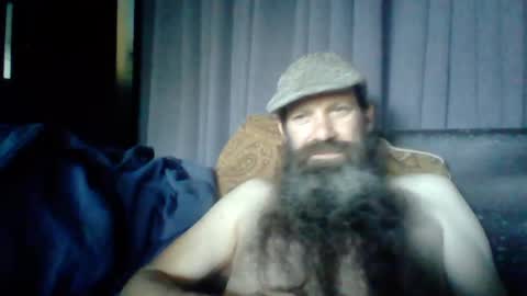 Snapshot of sitonmybeardxxx chatting on 06.06.26 sitonmybeardxxx online show from 06.06.26