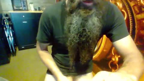Snapshot of sitonmybeardxxx chatting on 07.08.26 sitonmybeardxxx online show from 07.08.26