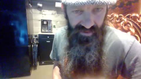 Snapshot of sitonmybeardxxx chatting on 07.26.26 sitonmybeardxxx online show from 07.26.26