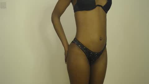 Snapshot of sizzly_ass chatting on 05.07.26 sizzly_ass online show from 05.07.26