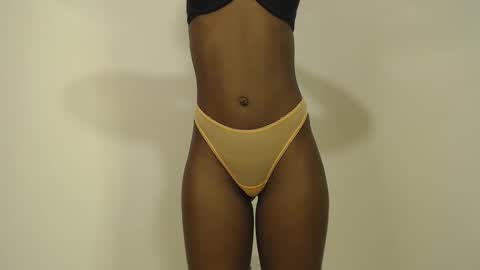 Snapshot of sizzly_ass chatting on 05.27.26 sizzly_ass online show from 05.27.26