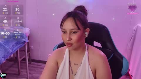 Snapshot of skarlet_adams chatting on 06.09.26 Alice online show from 06.09.26