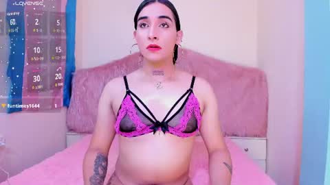 Snapshot of skarlet_ruiz_ chatting on 06.22.26 Skarlet online show from 06.22.26