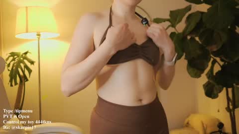 Im Scarlett  ONLINE  5pm-10pm NYC time  online show from 04.06.26