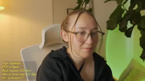 Im Scarlett  ONLINE  5pm-10pm NYC time  online show from 07.05.26