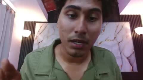 Snapshot of skart_bigcock chatting on 07.27.26 Luciano online show from 07.27.26