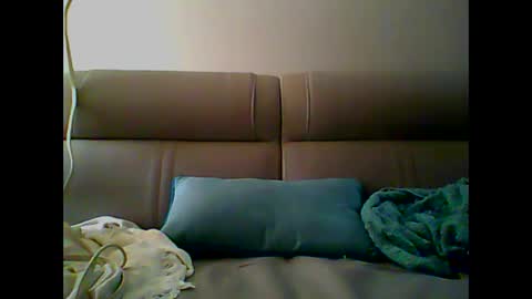 Snapshot of skater19xxx chatting on 12.03.24 miguel online show from 12.03.24