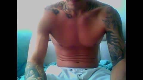 Snapshot of skater19xxx chatting on 12.06.24 miguel online show from 12.06.24