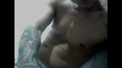 Snapshot of skater19xxx chatting on 01.25.25 miguel online show from 01.25.25