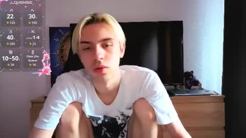 Snapshot of skibatryanka chatting on 07.26.26 SKIBA online show from 07.26.26
