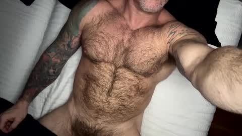 Snapshot of skimaskedbeef chatting on 02.09.25 BEEF online show from 02.09.25