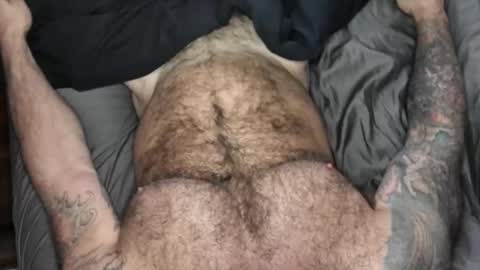 Snapshot of skimaskedbeef chatting on 09.23.25 BEEF online show from 09.23.25