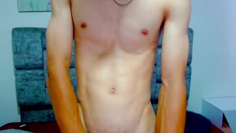 Snapshot of skinny_bigcock20 chatting on 03.07.25 skinny_bigcock20 online show from 03.07.25