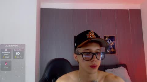Snapshot of skinny_bigcock20 chatting on 06.03.26 skinny_bigcock20 online show from 06.03.26