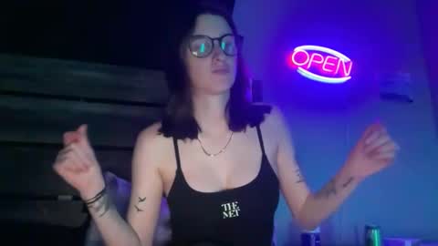 Snapshot of skinnyangel21 chatting on 02.28.26 skinnyangel21 online show from 02.28.26