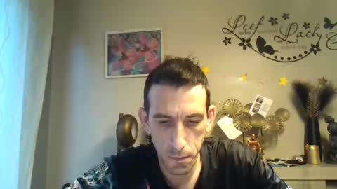 Snapshot of skinnybigcock2 chatting on 12.02.24 SkinnyBigCock2 online show from 12.02.24