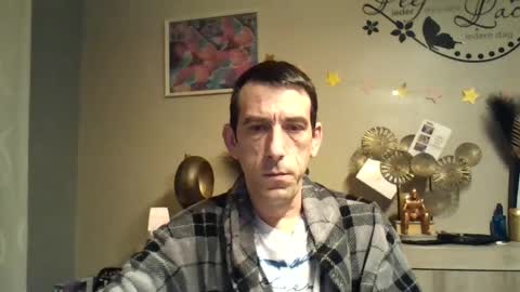 Snapshot of skinnybigcock2 chatting on 01.04.25 SkinnyBigCock2 online show from 01.04.25