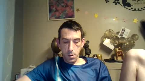 Snapshot of skinnybigcock2 chatting on 01.05.25 SkinnyBigCock2 online show from 01.05.25