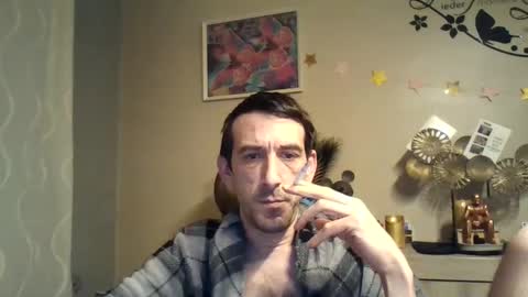 Snapshot of skinnybigcock2 chatting on 02.02.25 SkinnyBigCock2 online show from 02.02.25