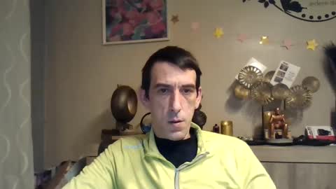 Snapshot of skinnybigcock2 chatting on 02.03.25 SkinnyBigCock2 online show from 02.03.25