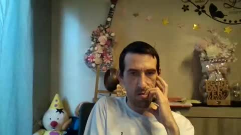 Snapshot of skinnybigcock2 chatting on 11.07.25 SkinnyBigCock2 online show from 11.07.25