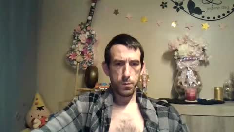 Snapshot of skinnybigcock2 chatting on 11.10.25 SkinnyBigCock2 online show from 11.10.25