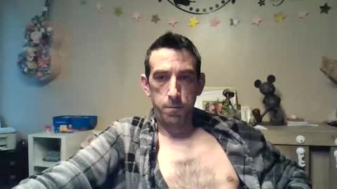 SkinnyBigCock2 online show from 04.25.26
