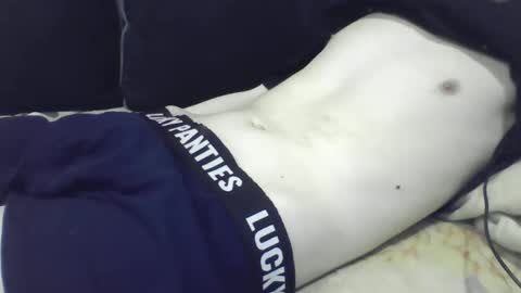 Snapshot of skinnycuteman chatting on 05.16.26 skinnycuteb0y online show from 05.16.26
