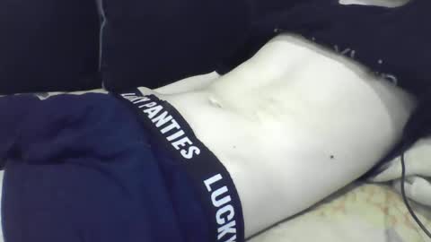 Snapshot of skinnycuteman chatting on 05.16.26 skinnycuteb0y online show from 05.16.26